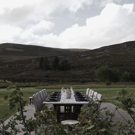 Huswell - Gairnshiel Lodge - Unique & Exclusive Lodge Next To The Castle Ballater Εξωτερικό φωτογραφία